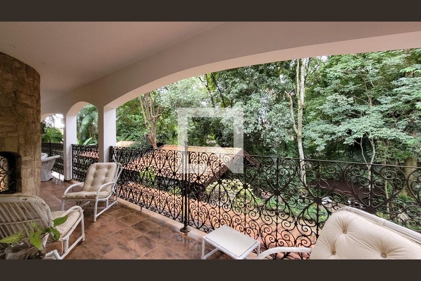 Casa à Venda - Jardim Santana, 5 Quartos,  2234 m2 em , Campinas - sp | SoloBR