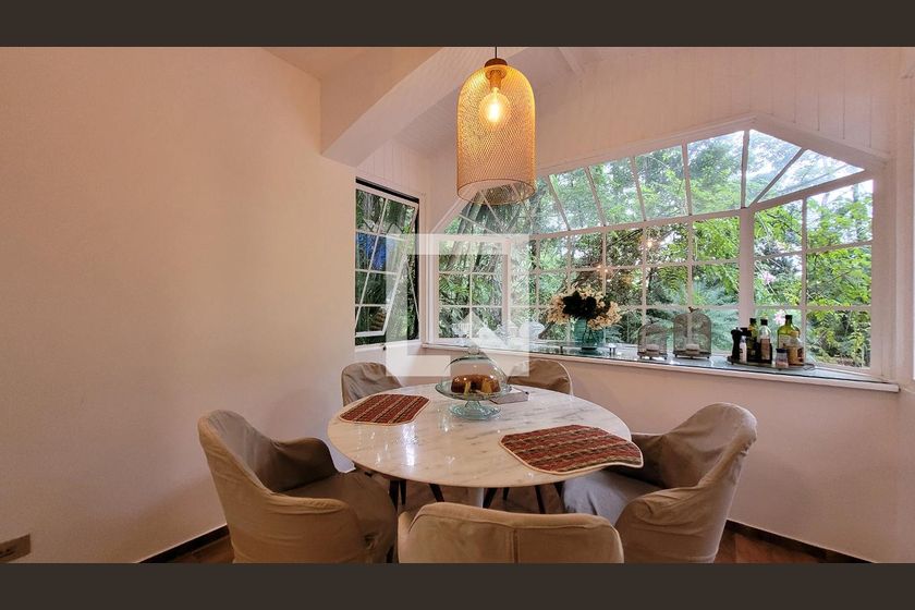 Casa à Venda - Jardim Santana, 5 Quartos,  2234 m2 em , Campinas - sp | SoloBR