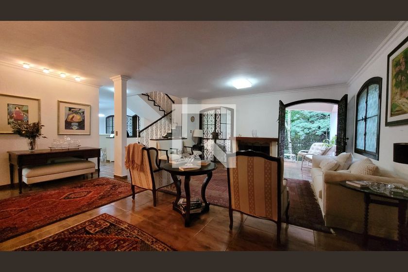 Casa à Venda - Jardim Santana, 5 Quartos,  2234 m2 em , Campinas - sp | SoloBR