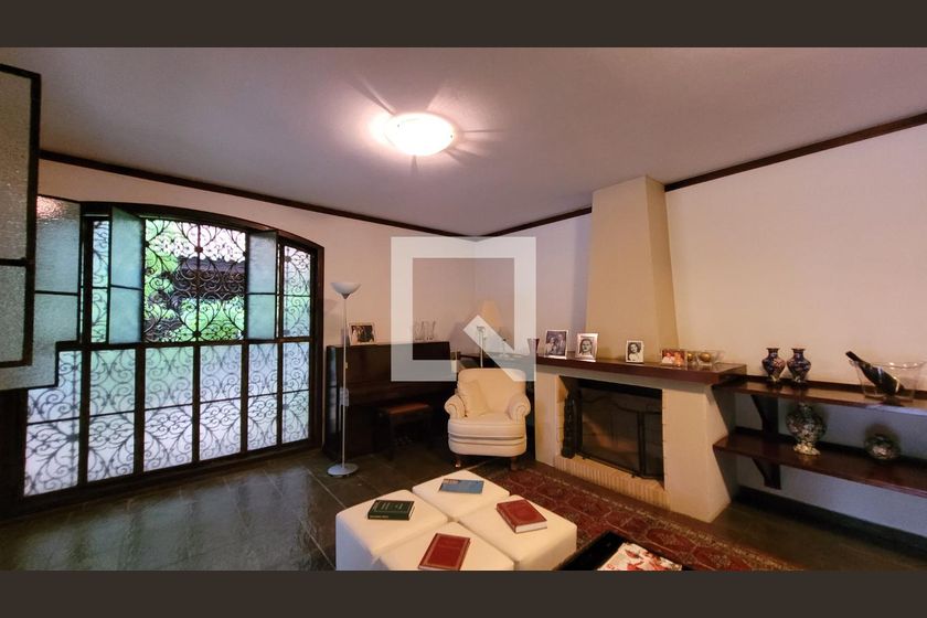 Casa à Venda - Jardim Santana, 5 Quartos,  2234 m2 em , Campinas - sp | SoloBR