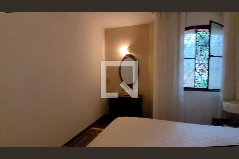 Casa à Venda - Jardim Santana, 5 Quartos,  2234 m2 em , Campinas - sp | SoloBR