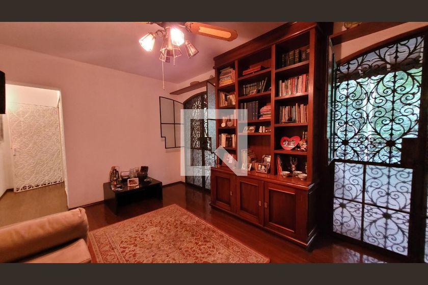 Casa à Venda - Jardim Santana, 5 Quartos,  2234 m2 em , Campinas - sp | SoloBR