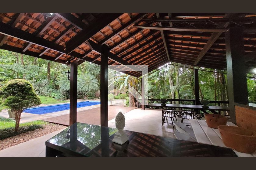 Casa à Venda - Jardim Santana, 5 Quartos,  2234 m2 em , Campinas - sp | SoloBR