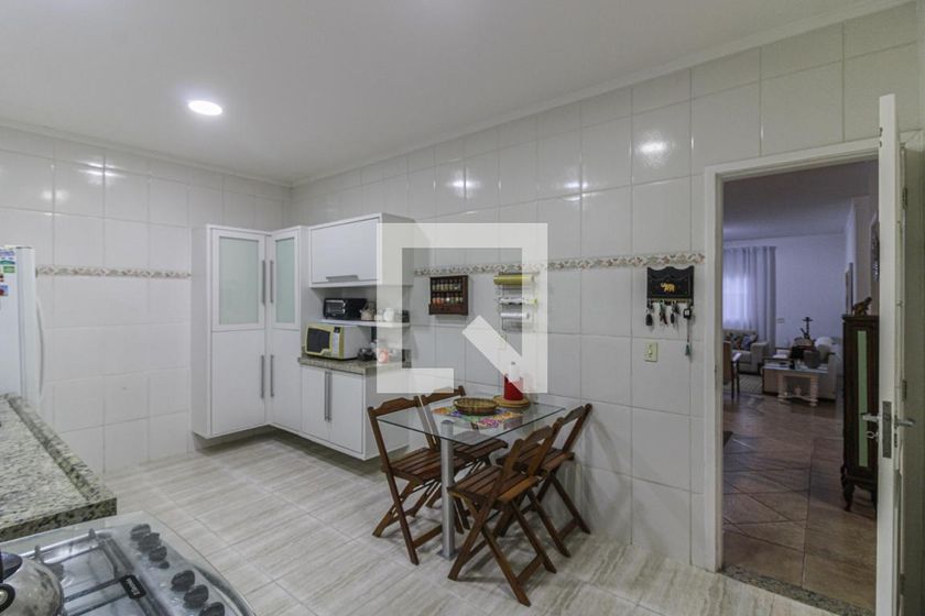Casa, 5 quartos, 220 m² - Foto 47
