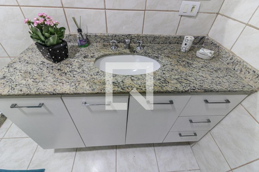 Casa, 5 quartos, 220 m² - Foto 22