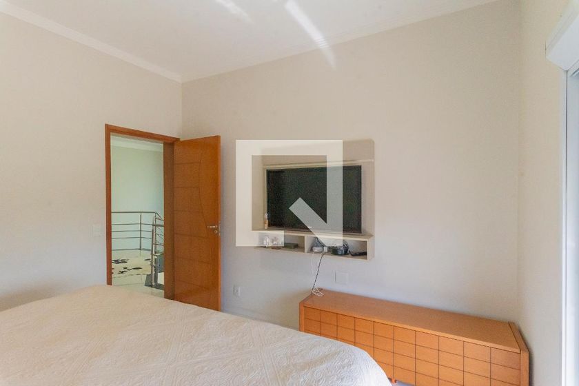 Casa à Venda - Swiss Park, 4 Quartos,  320 m2 em , Campinas - sp | SoloBR