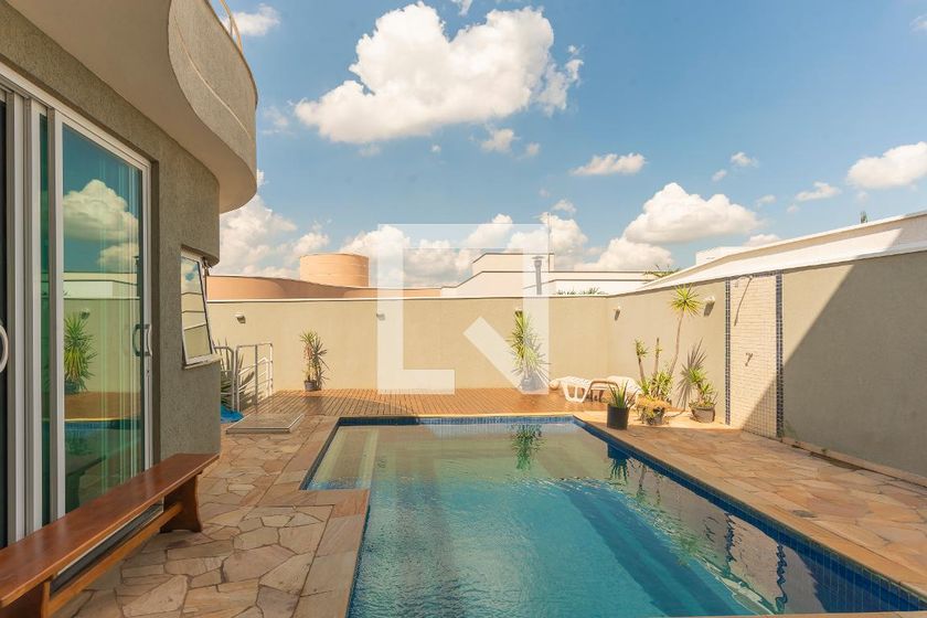 Casa à Venda - Swiss Park, 4 Quartos,  320 m2 em , Campinas - sp | SoloBR