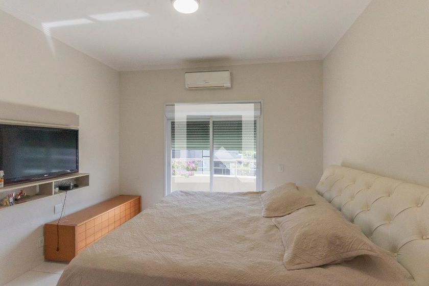 Casa à Venda - Swiss Park, 4 Quartos,  320 m2 em , Campinas - sp | SoloBR
