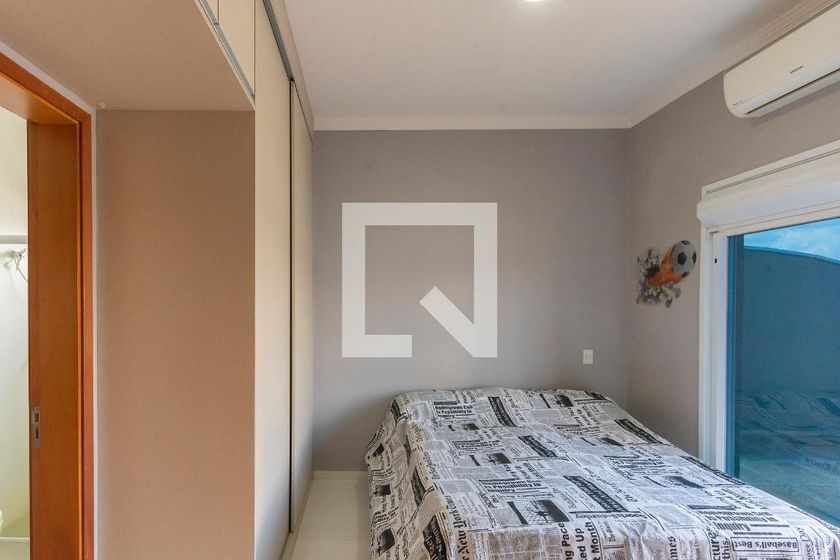 Casa à Venda - Swiss Park, 4 Quartos,  320 m2 em , Campinas - sp | SoloBR