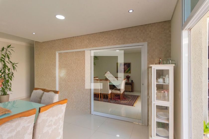 Casa à Venda - Swiss Park, 4 Quartos,  320 m2 em , Campinas - sp | SoloBR