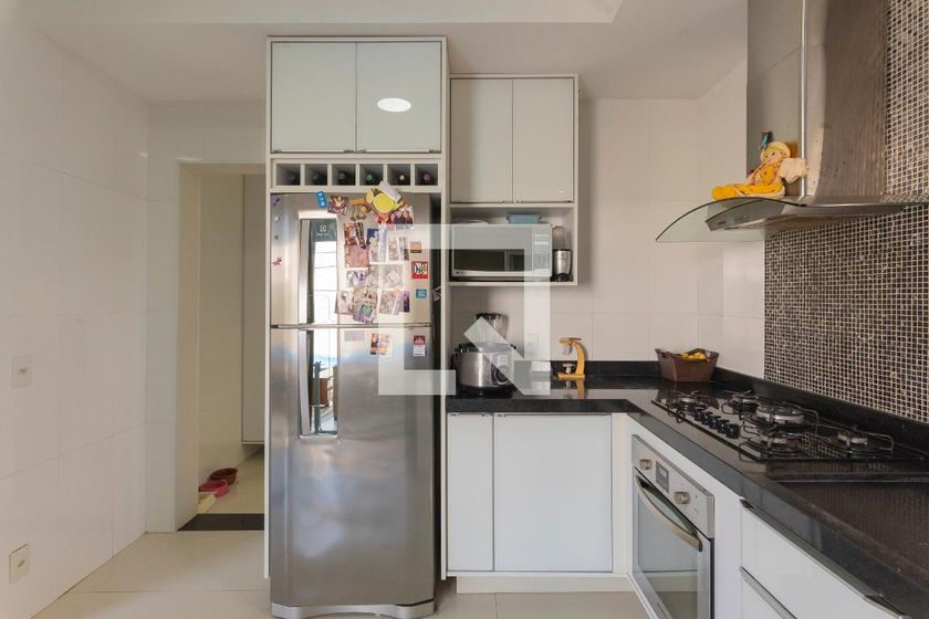 Casa à Venda - Swiss Park, 4 Quartos,  320 m2 em , Campinas - sp | SoloBR
