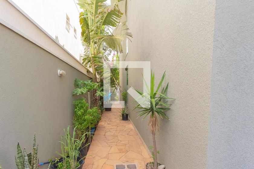 Casa à Venda - Swiss Park, 4 Quartos,  320 m2 em , Campinas - sp | SoloBR