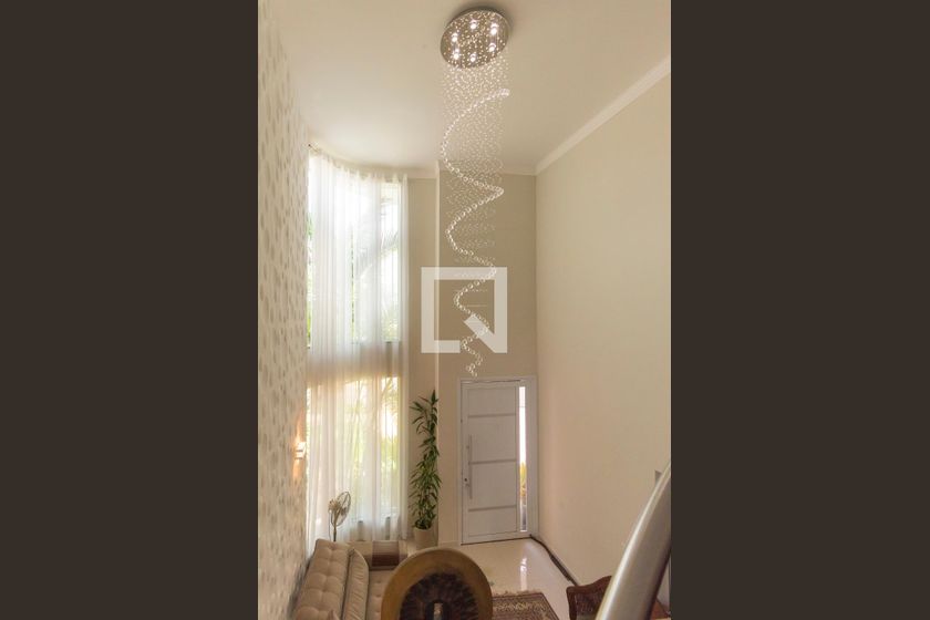Casa à Venda - Swiss Park, 4 Quartos,  320 m2 em , Campinas - sp | SoloBR