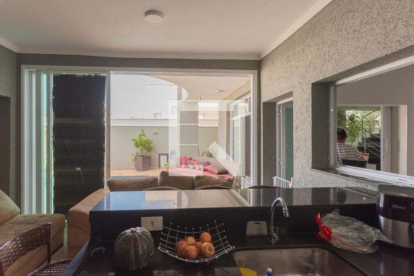 Casa à Venda - Swiss Park, 4 Quartos,  320 m2 em , Campinas - sp | SoloBR