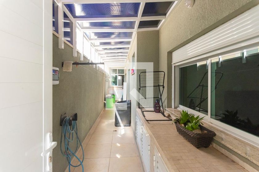 Casa à Venda - Swiss Park, 4 Quartos,  320 m2 em , Campinas - sp | SoloBR