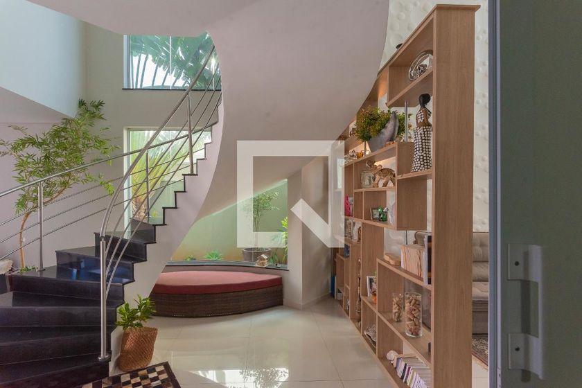 Casa à Venda - Swiss Park, 4 Quartos,  320 m2 em , Campinas - sp | SoloBR
