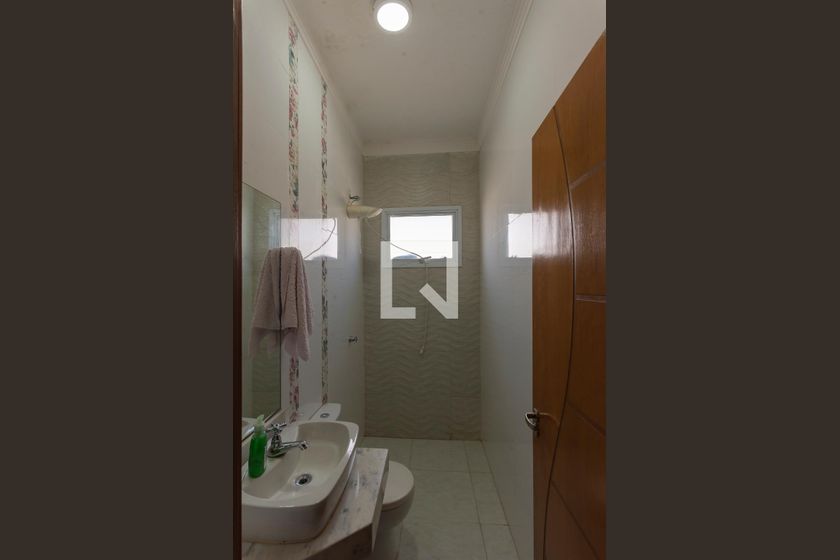 Casa à Venda - Swiss Park, 4 Quartos,  320 m2 em , Campinas - sp | SoloBR