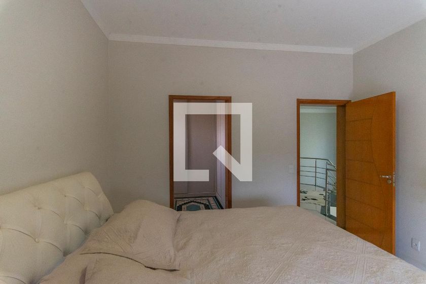Casa à Venda - Swiss Park, 4 Quartos,  320 m2 em , Campinas - sp | SoloBR