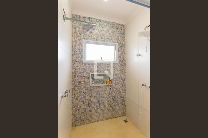 Casa à Venda - Swiss Park, 4 Quartos,  320 m2 em , Campinas - sp | SoloBR