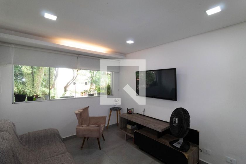 Casa, 2 quartos, 200 m² - Foto 1