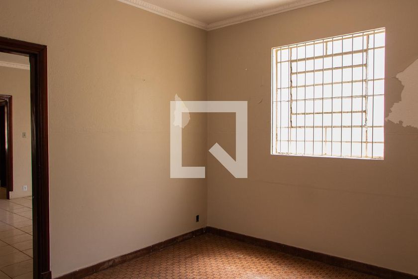 Casa à Venda - Guanabara, 5 Quartos,  561 m2 em , Campinas - sp | SoloBR