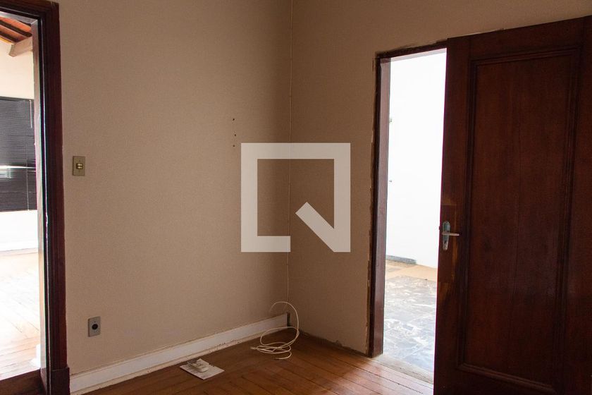 Casa à Venda - Guanabara, 5 Quartos,  561 m2 em , Campinas - sp | SoloBR