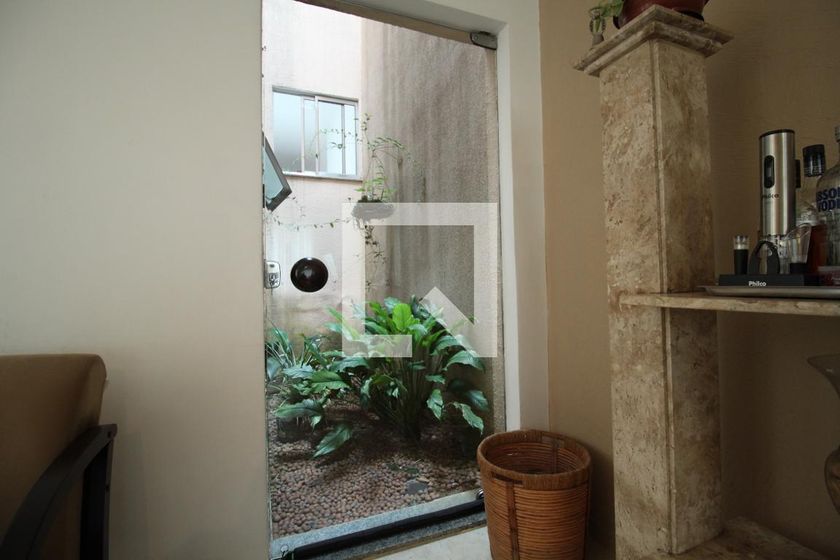 Casa, 6 quartos, 200 m² - Foto 5