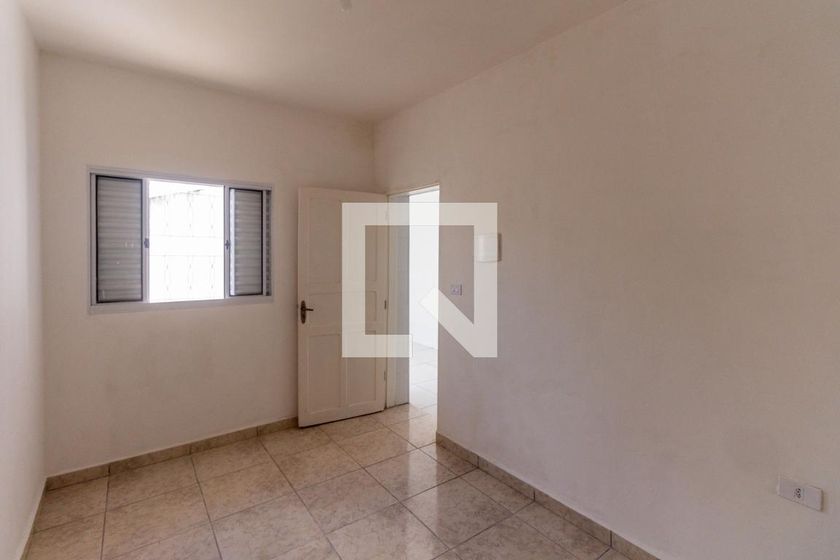 Casa, 1 quarto, 30 m² - Foto 1