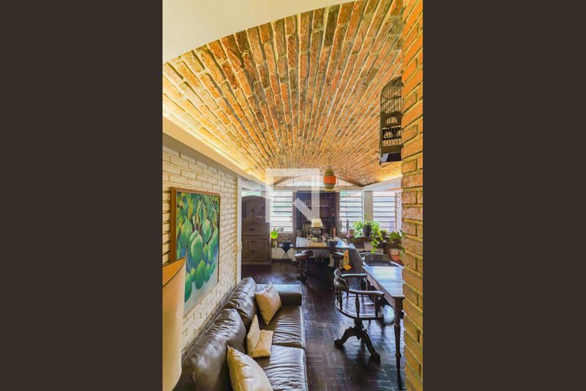 Casa, 6 quartos, 600 m² - Foto 1