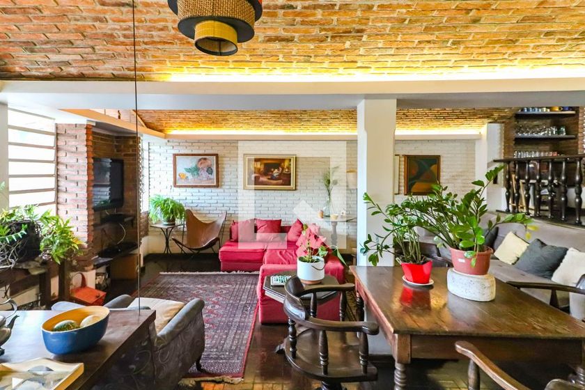 Casa, 6 quartos, 600 m² - Foto 2
