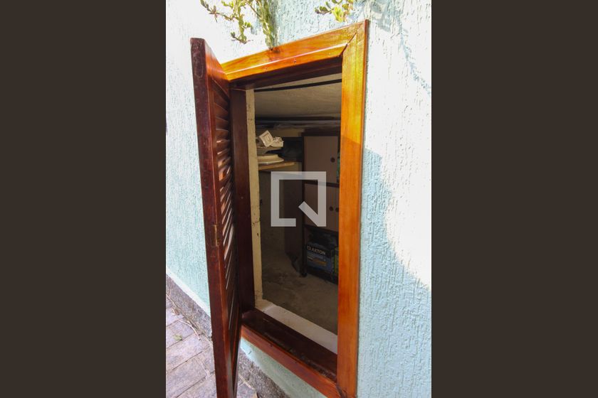Casa, 4 quartos, 300 m² - Foto 35