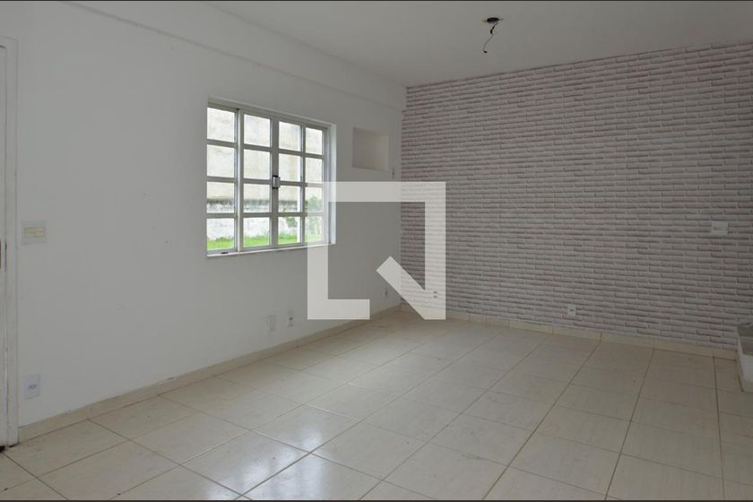 Casa, 5 quartos, 178 m² - Foto 2