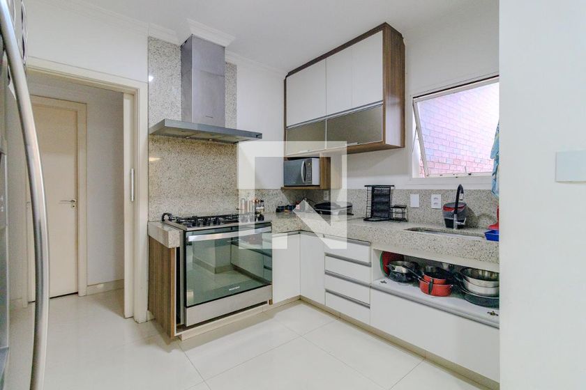 Apartamento, 3 quartos, 220 m² - Foto 99