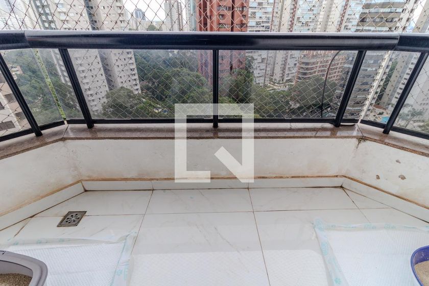 Apartamento, 3 quartos, 220 m² - Foto 71