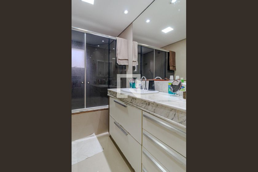 Apartamento, 3 quartos, 220 m² - Foto 49