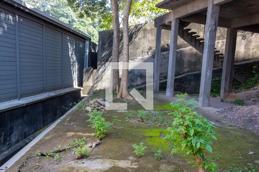 Casa, 4 quartos, 269 m² - Foto 42