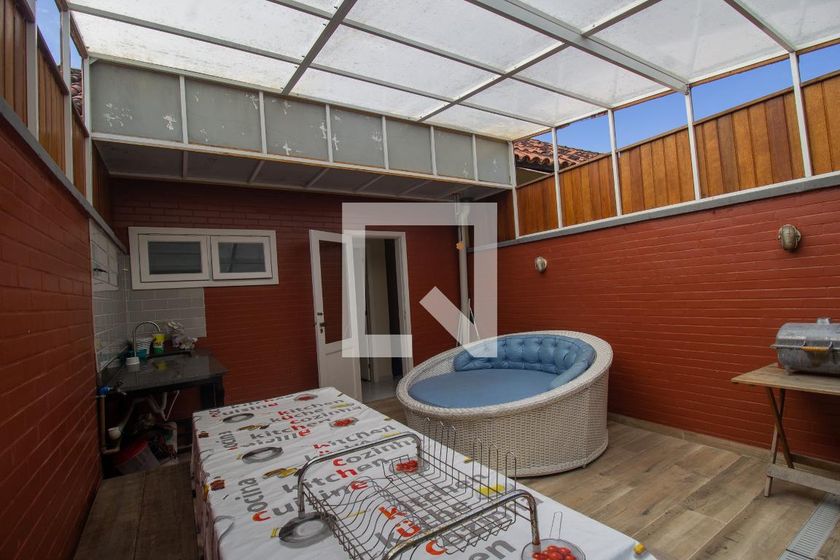 Casa, 3 quartos, 210 m² - Foto 38