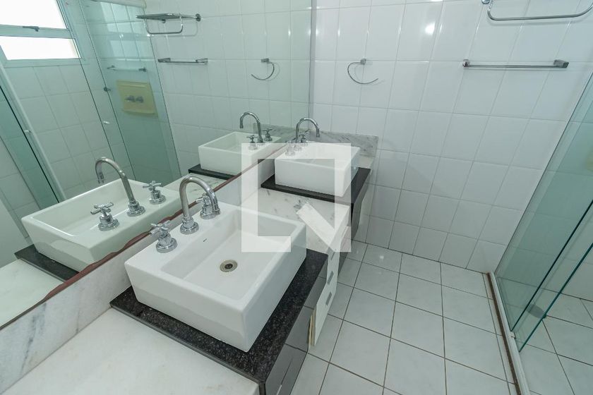 Apartamento à Venda - Vila Brandina, 3 Quartos,  260 m2 em , Campinas - sp | SoloBR