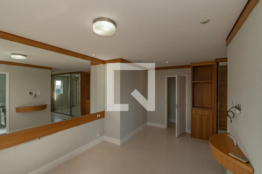 Apartamento à Venda - Vila Brandina, 3 Quartos,  260 m2 em , Campinas - sp | SoloBR