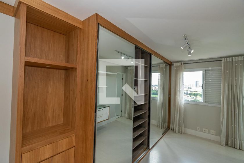 Apartamento à Venda - Vila Brandina, 3 Quartos,  260 m2 em , Campinas - sp | SoloBR