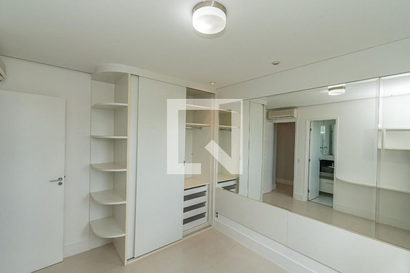 Apartamento à Venda - Vila Brandina, 3 Quartos,  260 m2 em , Campinas - sp | SoloBR