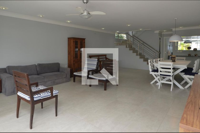 Casa, 6 quartos, 484 m² - Foto 1