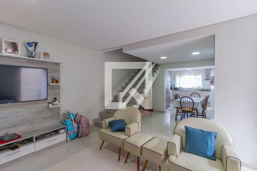 Casa, 3 quartos, 230 m² - Foto 1
