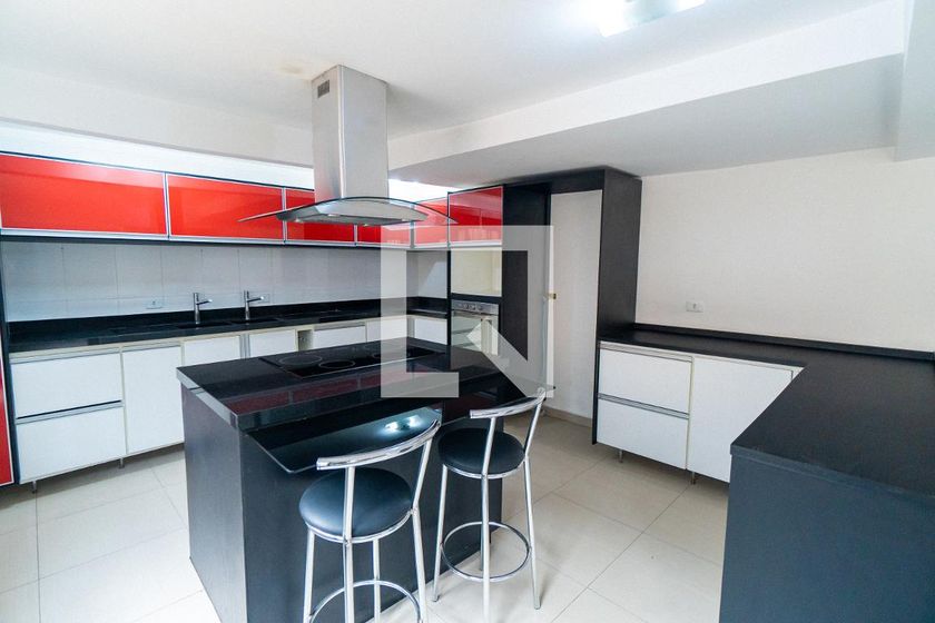 Casa, 3 quartos, 242 m² - Foto 34