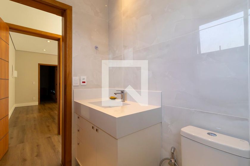 Casa à Venda - Swiss Park, 3 Quartos,  304 m2 em , Campinas - sp | SoloBR