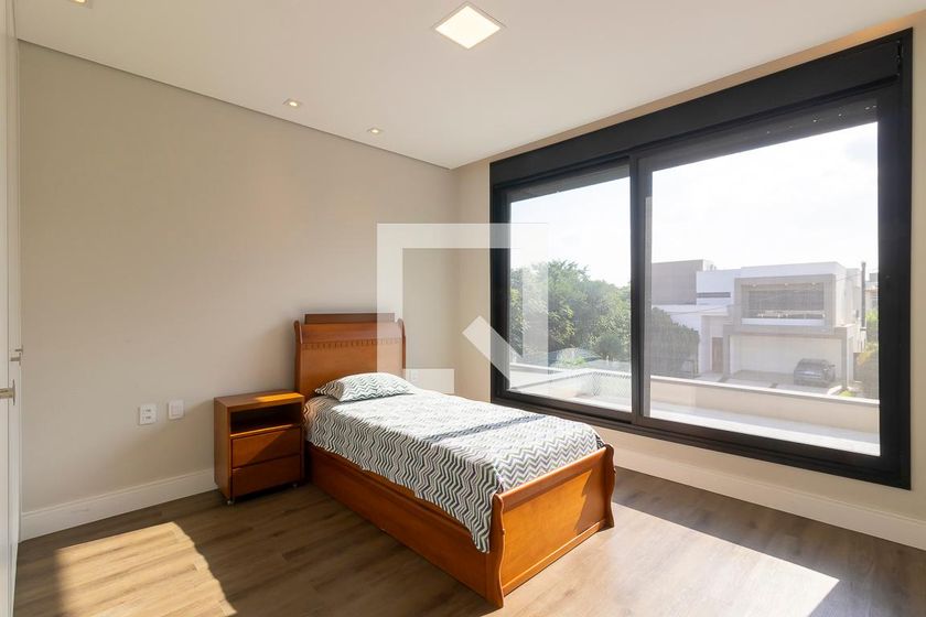 Casa à Venda - Swiss Park, 3 Quartos,  304 m2 em , Campinas - sp | SoloBR