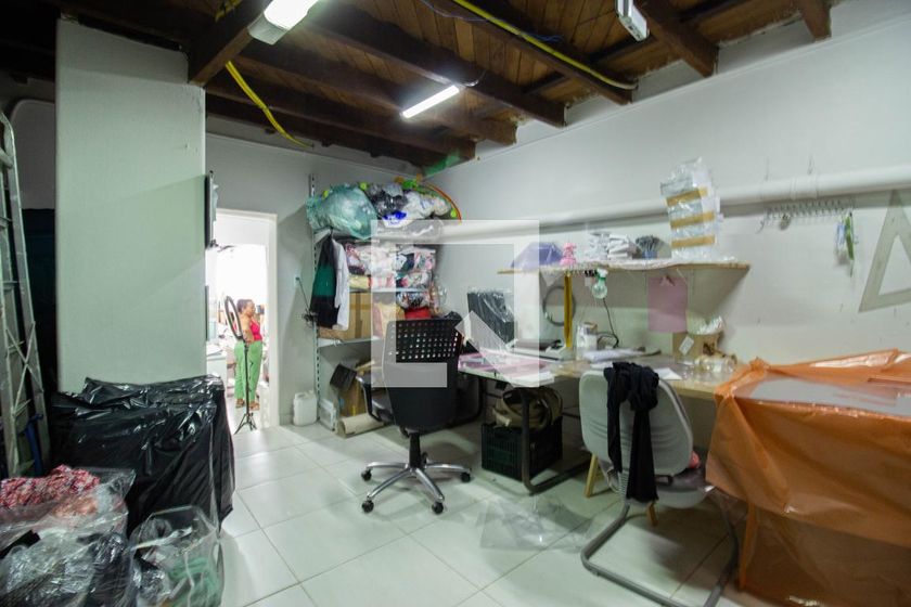 Casa, 2 quartos, 240 m² - Foto 87