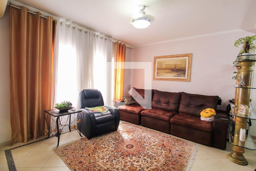 Casa, 3 quartos, 250 m² - Foto 1