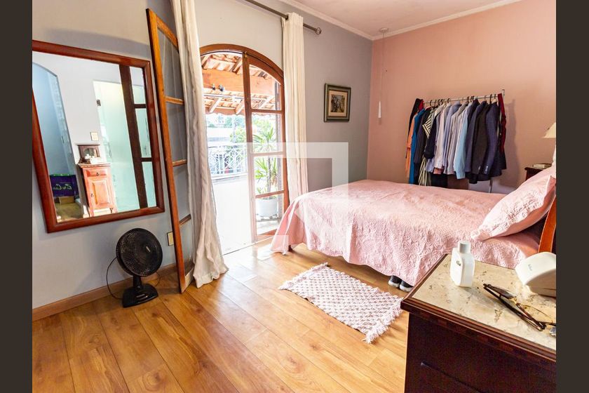 Casa, 3 quartos, 228 m² - Foto 21