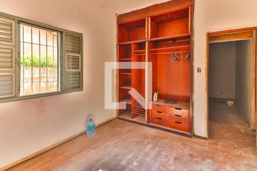 Casa, 4 quartos, 235 m² - Foto 8